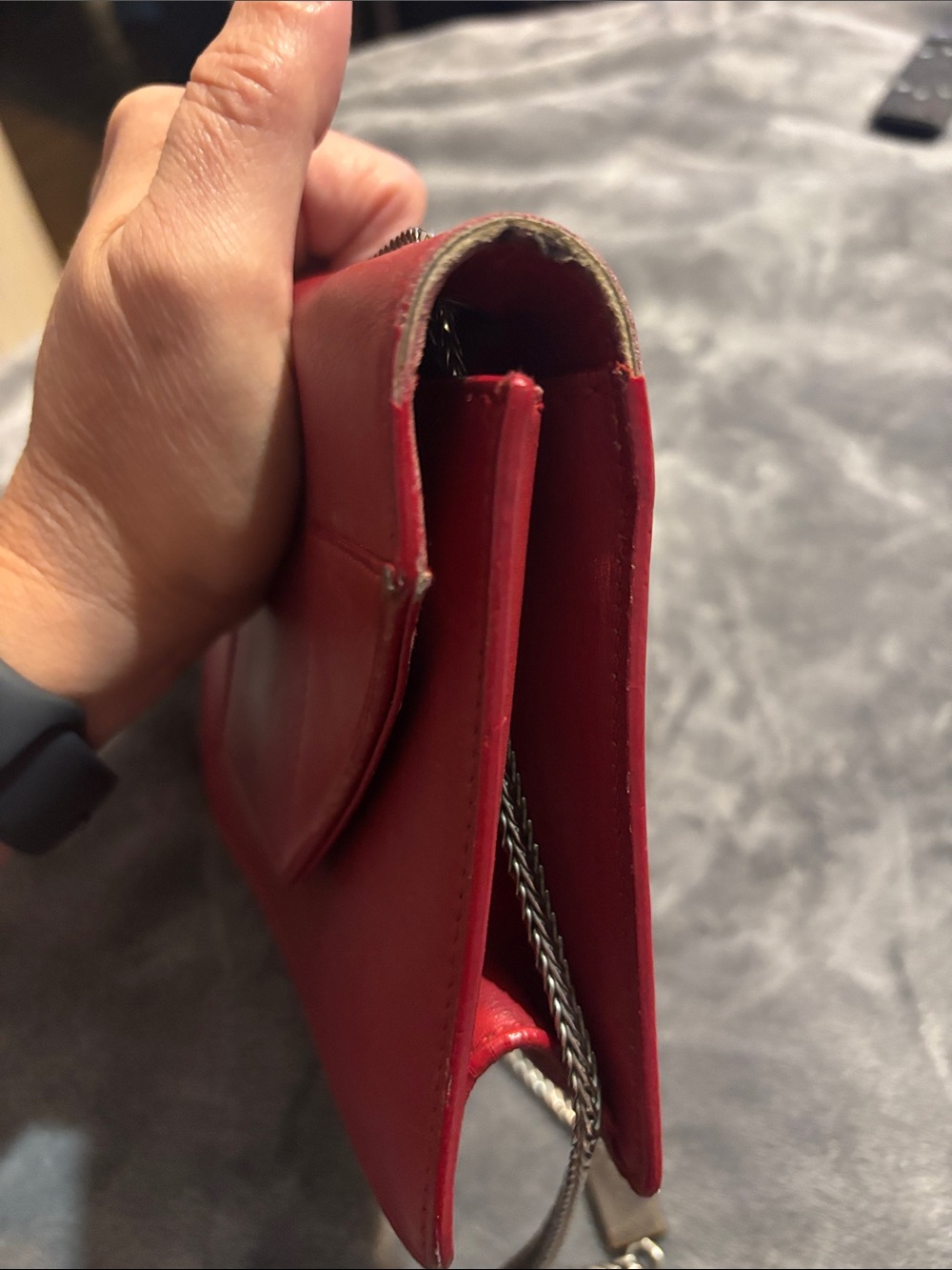 Saint Laurent Betty vintage Red Leather Crossbody Bag with Silver Chain - Picture 6 of 17